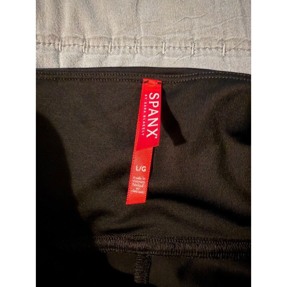 Spanx Camo Leggings Black Camo High Rise Shaping Large L‎ 20240R - Picture 3 of 8